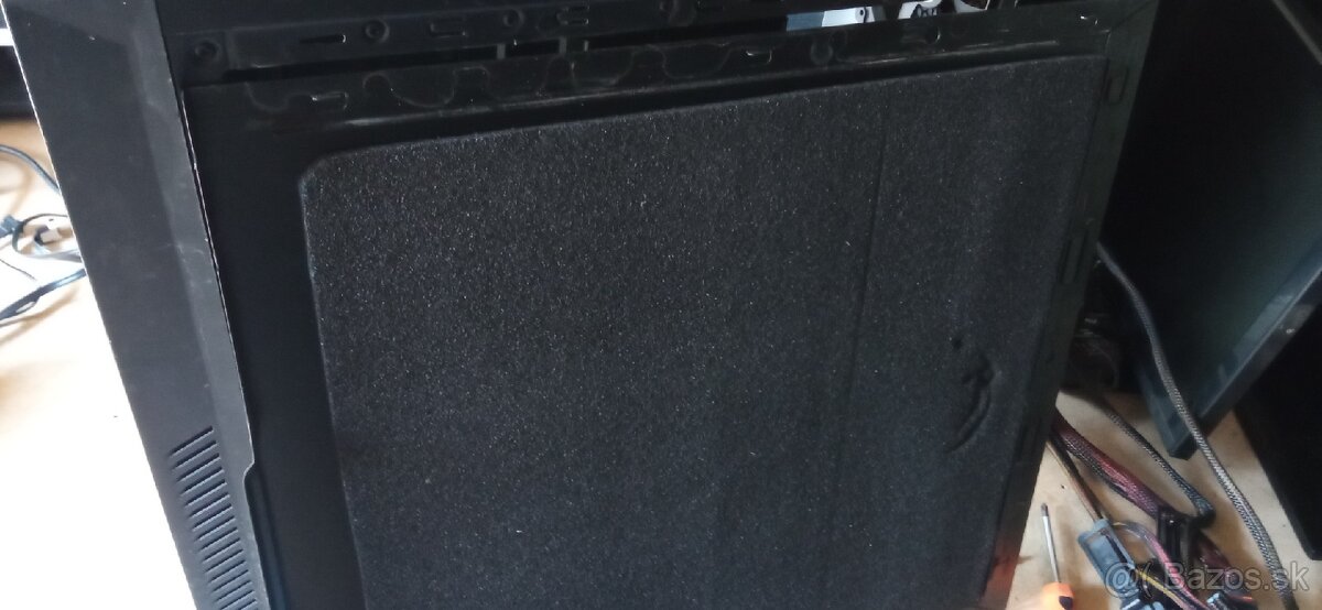 Cooler Master Centurion Silencio 550 pc skrinka - 14