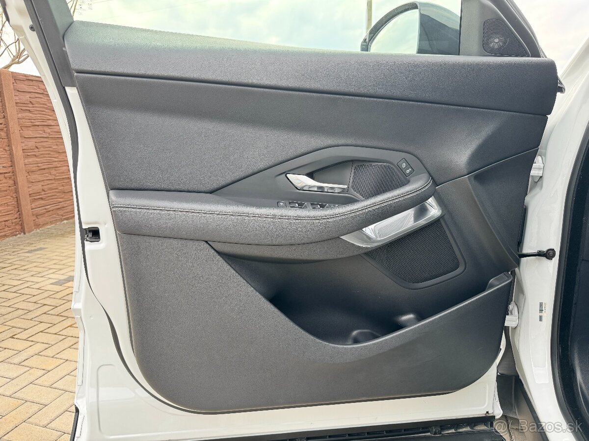 Jaguar E-Pace 2.0d R-Dynamic, 4x4, r.v.: 2/2020 - 14