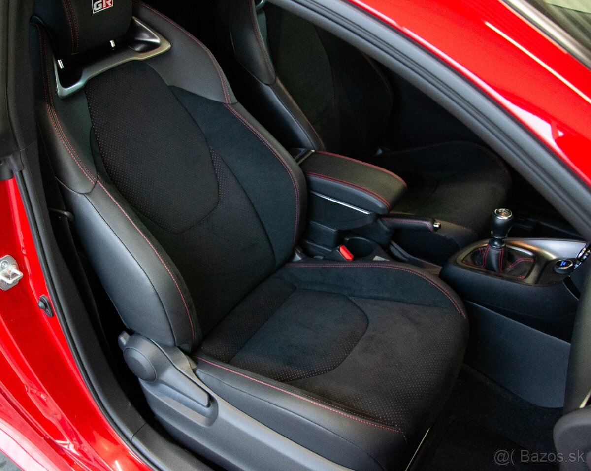 Toyota Yaris 1.6 Turbo GR Four 4WD Dynamic - 14