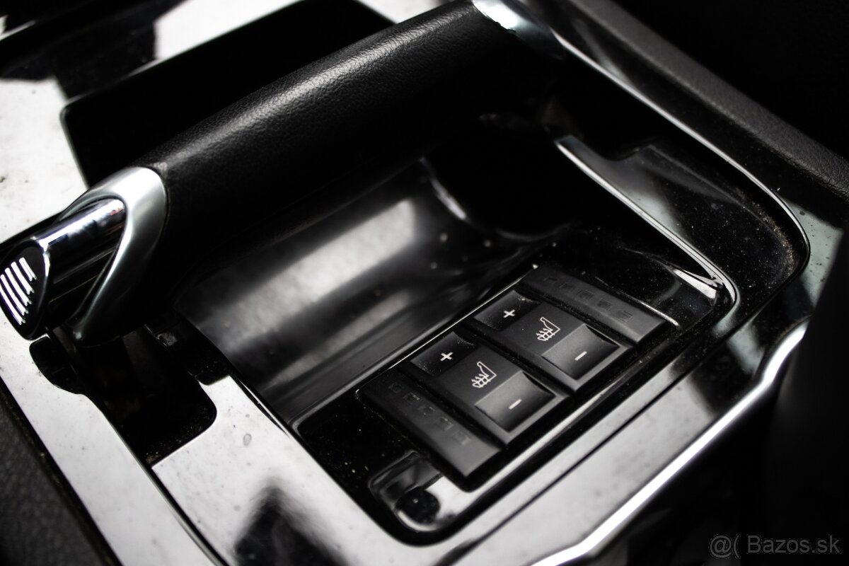 Galaxy 2.2 TDCi TitaniumS 147kW MT6 7miest Panoráma - 14