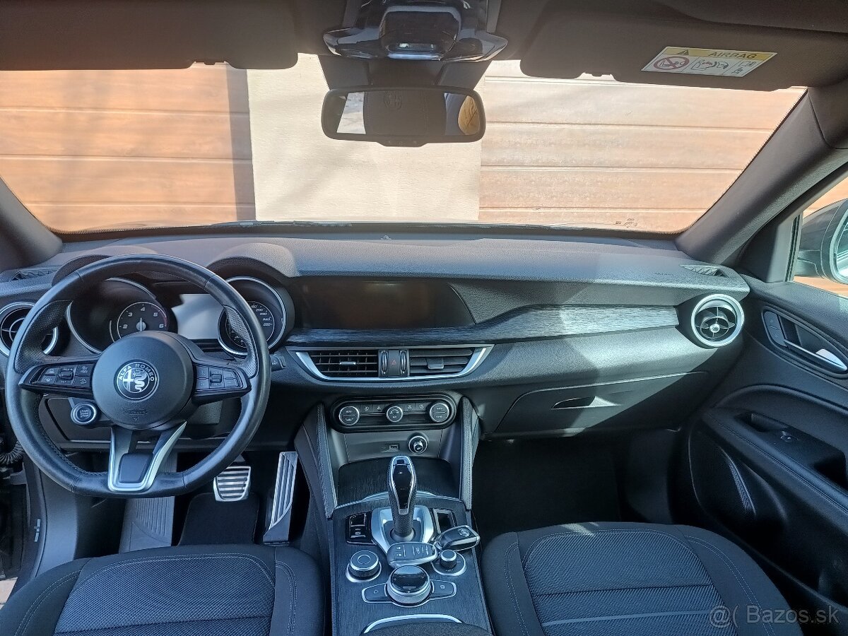 Alfa Romeo Stelvio 2.2 JTD 190k AWD A/T r.2022 - 14