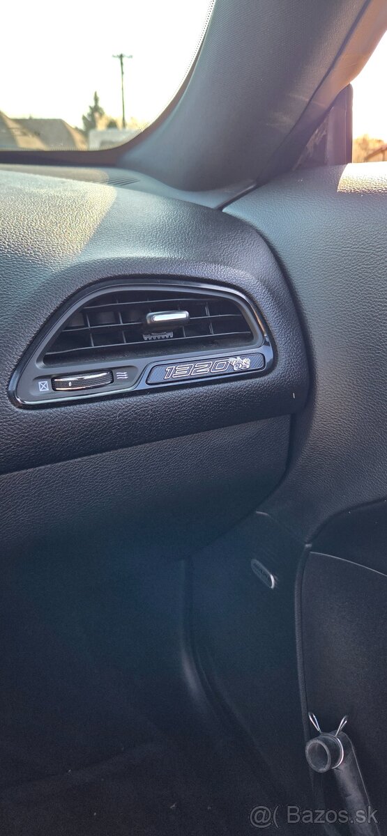 Dodge Challenger 6.4 Demon Edícia 1320 - 14