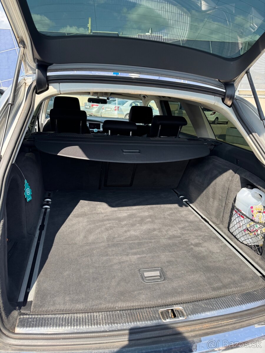 AUDI A6 Avant 2.0 TDI (2010) - 14