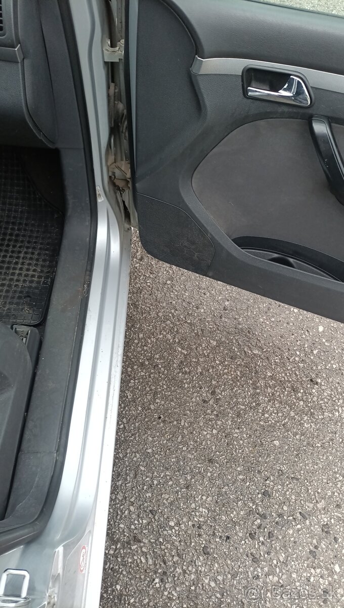 Volkswagen Touran 2.0 TDI 100kw - 14