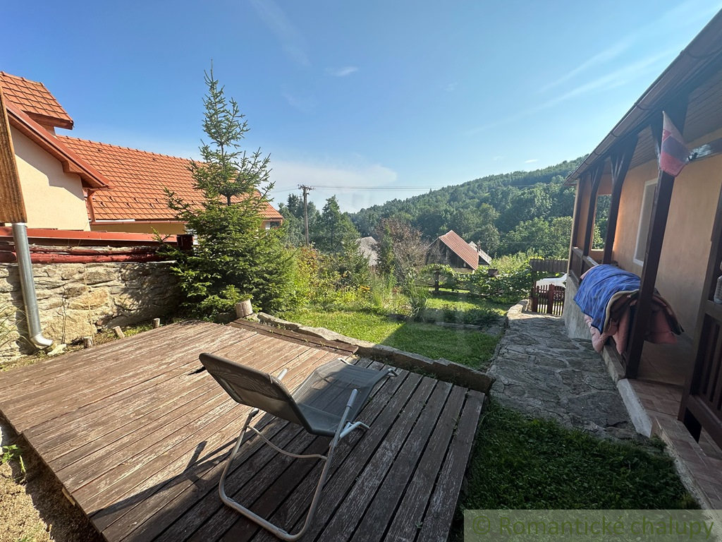 Chalupa v horskej obci Krokava - 14