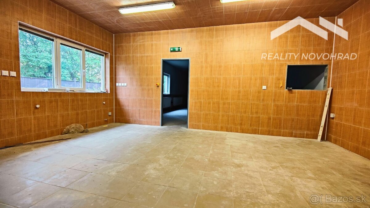 Fiľakovo - multifunkčný objekt v centre diania - 14