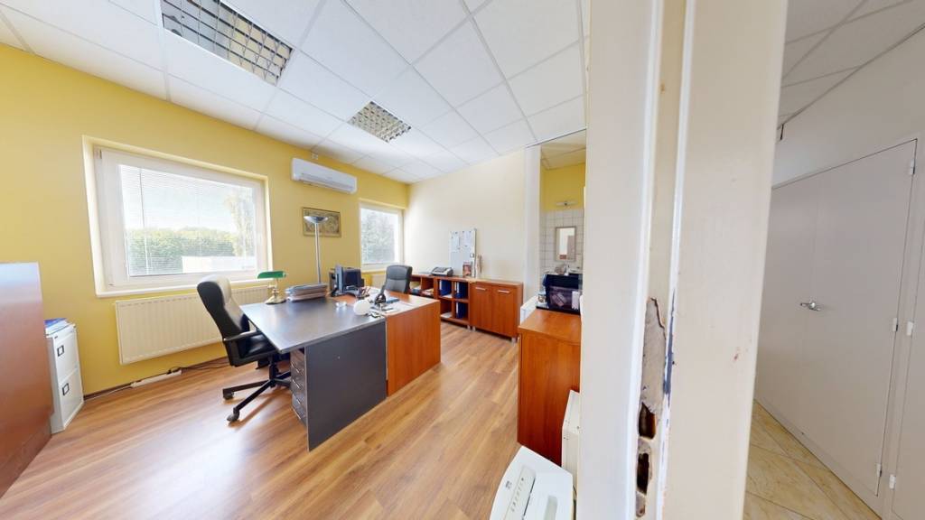 PRENÁJOM Skladová hala 456 m2 s kanceláriami, Senica centrum - 14