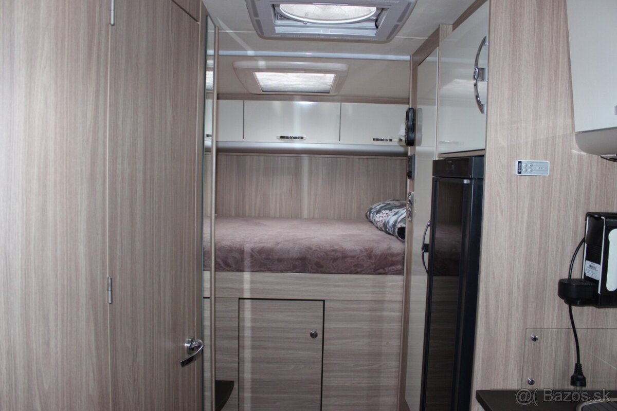 Burstner IXEO 710 TOP STAV - 14