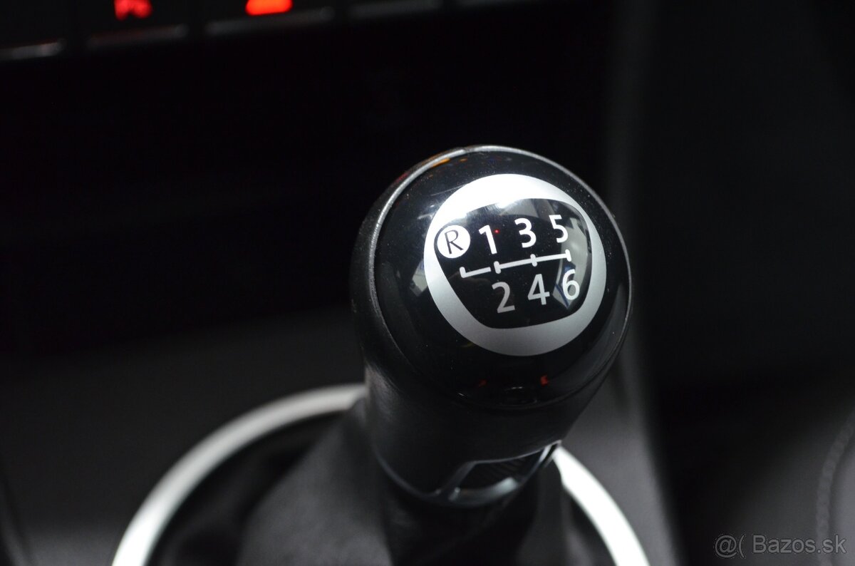 Volkswagen New Beetle 2.0 TDI Design - 14