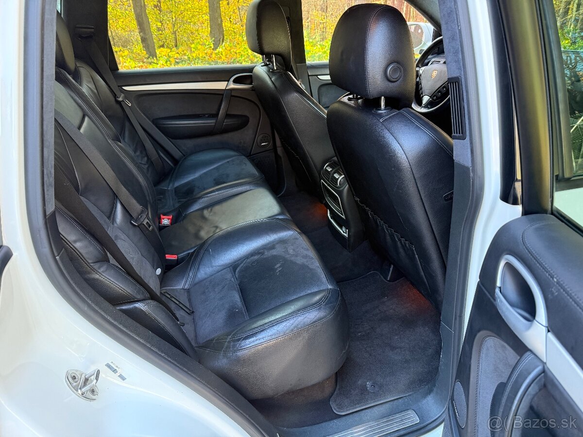 PORSCHE Cayenne GTS 4.8 - 14