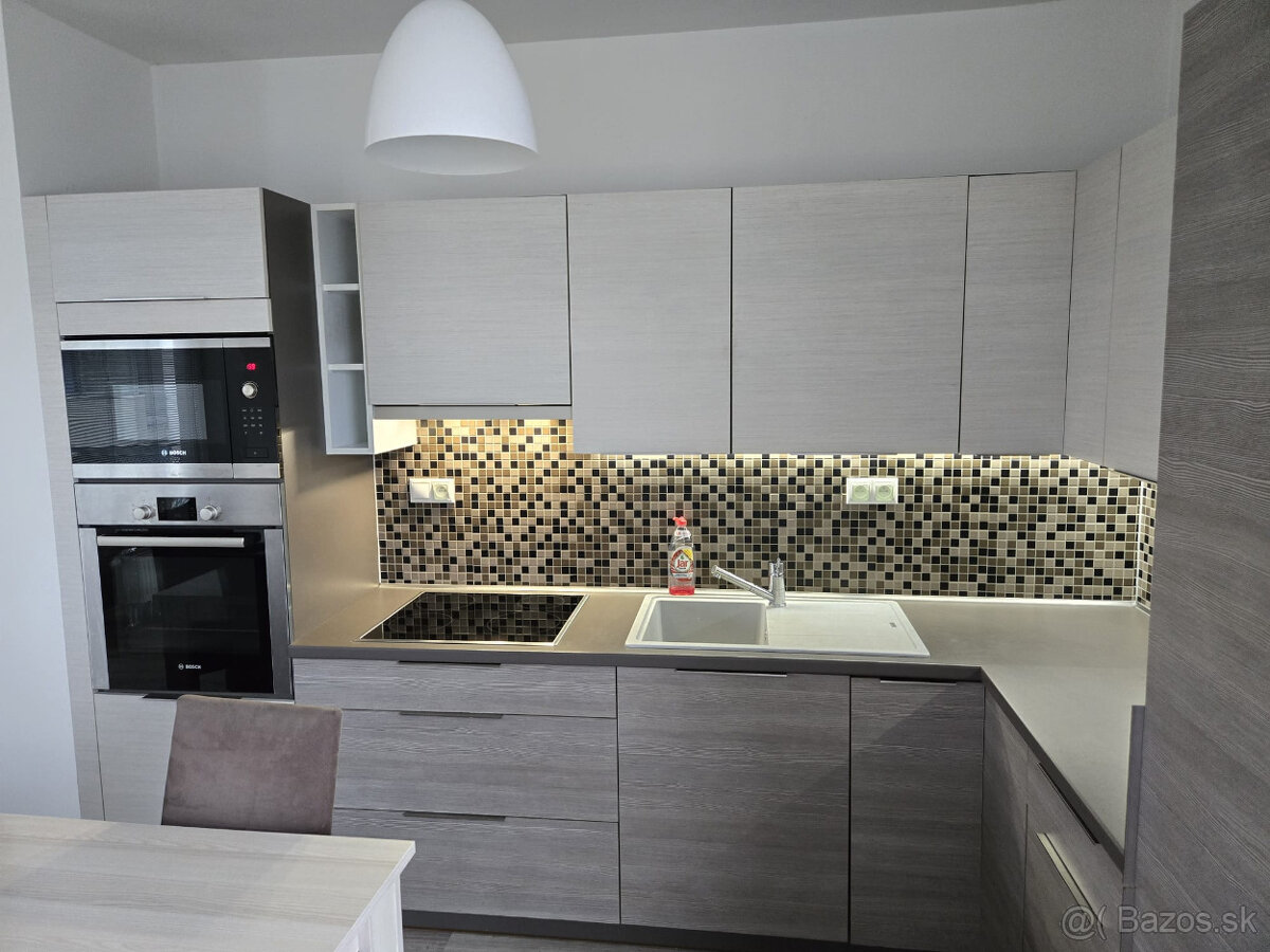 Prenájom 2-izbový byt Matičná 4 - 14