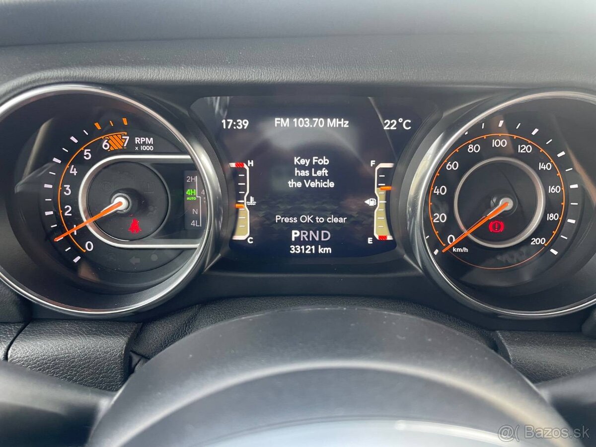 Jeep Wrangler UNLIMITED MY21 2.0T GME 272k 8T Sahara - 14