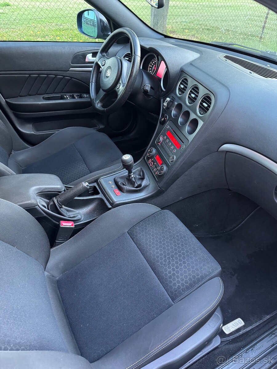 Alfa Romeo 159 Sportwagon 2,0 JTD 125KW RV2012 - 14