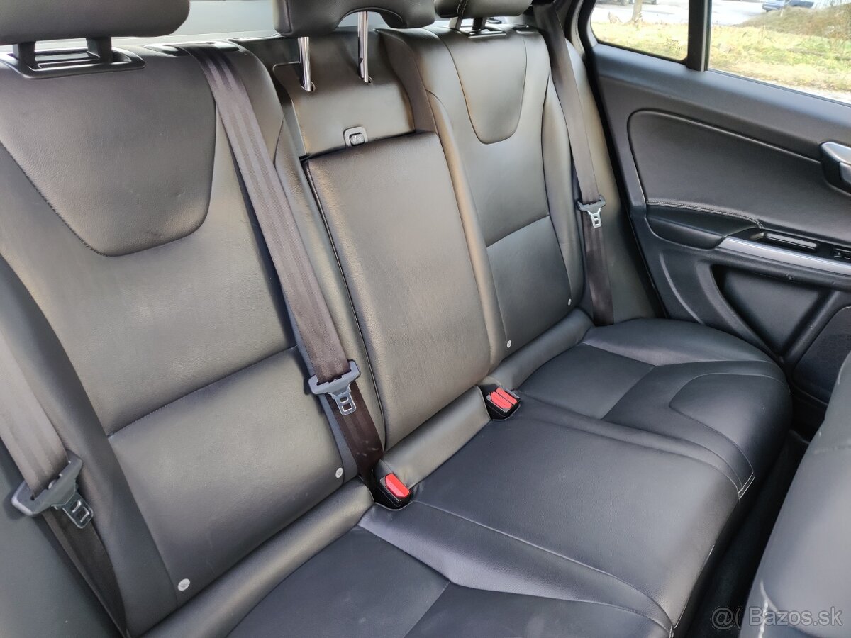 Volvo V60 - 14