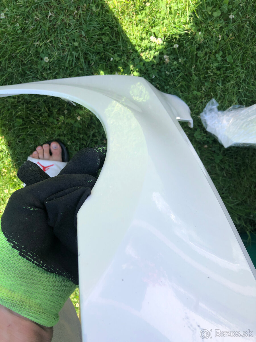 predni blatnik skoda octavia iii 3 12-17 pravy bily - 14