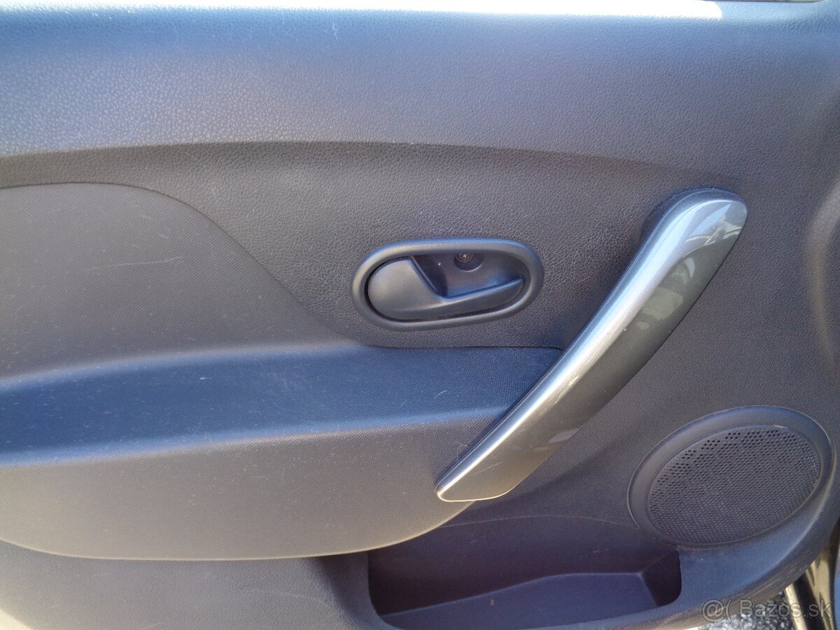 Dacia Sandero 1,2 kw 55 , M5 - 14