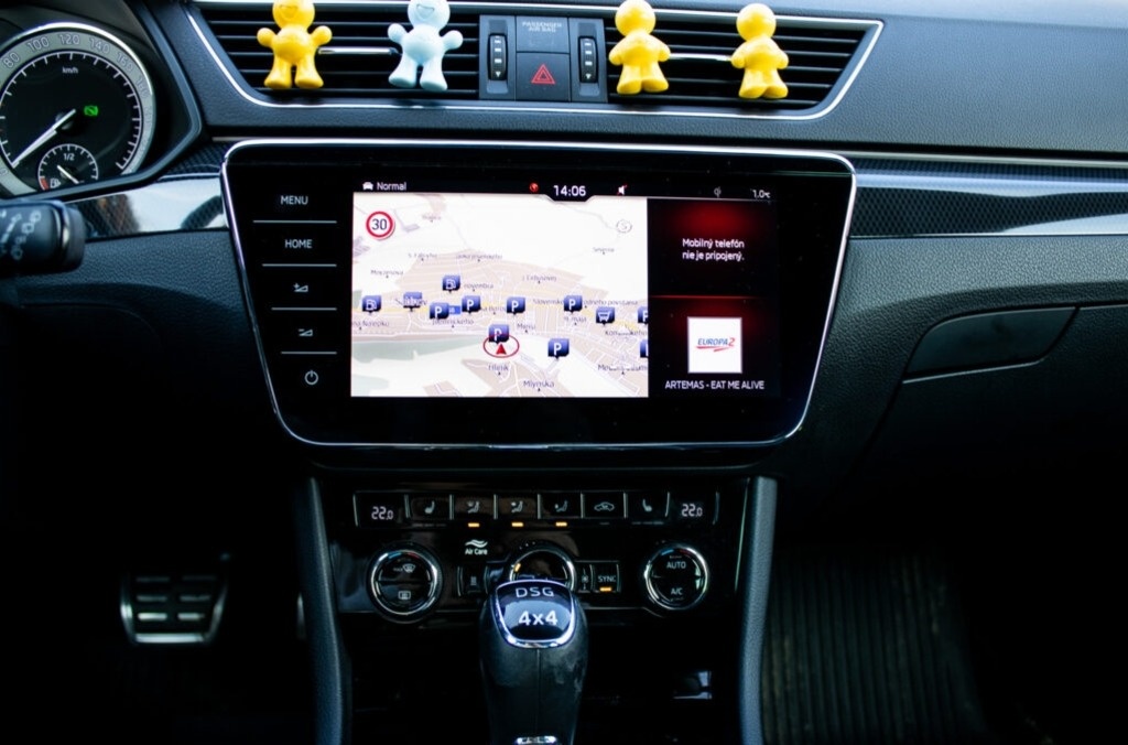 Škoda Superb Combi 2.0TDI 4×4 Sportline - 14