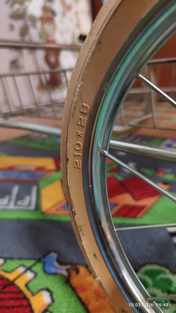 RETRO KOCIK LIBERTA - 14