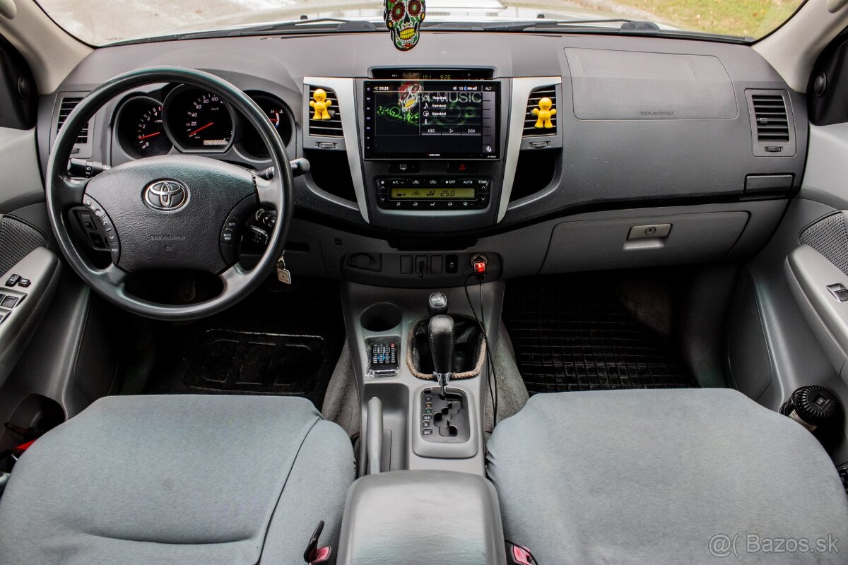 Toyota Hilux DC 3.0 4x4 - 14