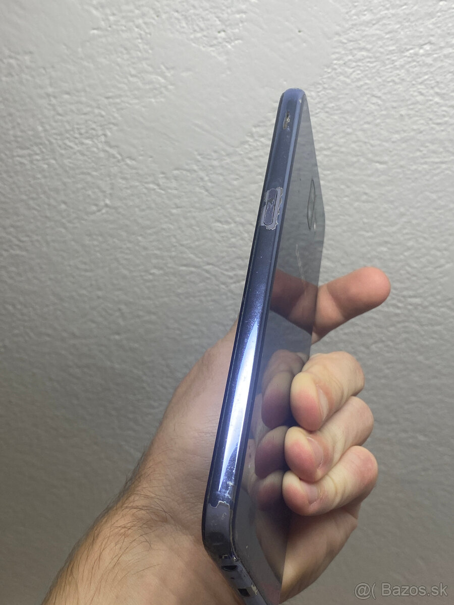 Android smartfóny na opravu alebo diely - 14