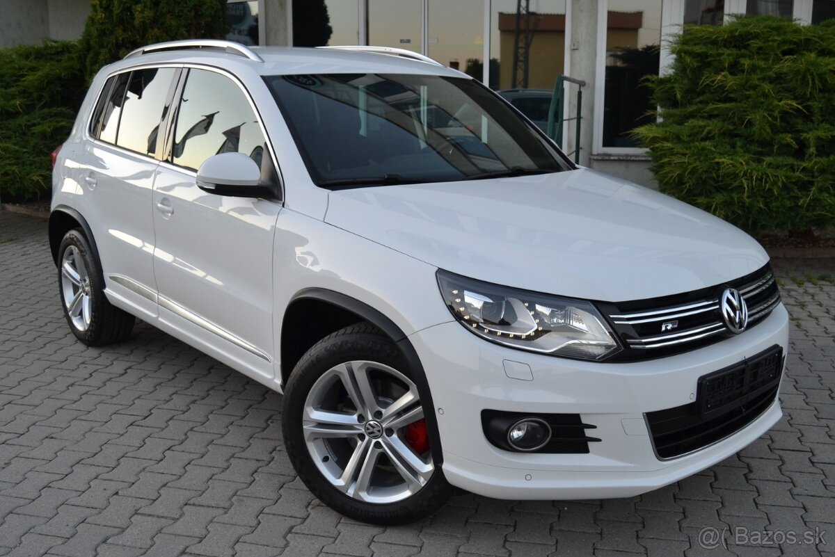 VW TIGUAN 2.0 TDI R LINE 4 MOTION, ALU R18, BIXENÓNY, CHRÓM - 14