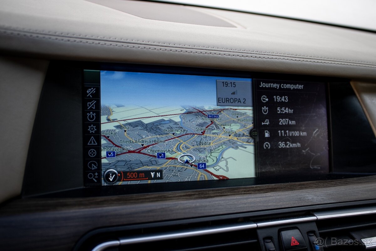 BMW Rad 7 740d xDrive - 14