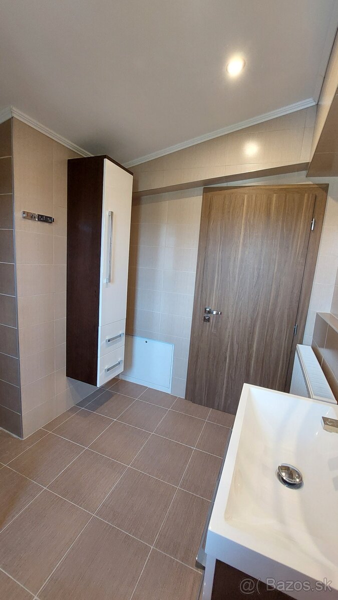 Plne zariadený 4 izb. rodinný dom - Ješkova Ves - 14