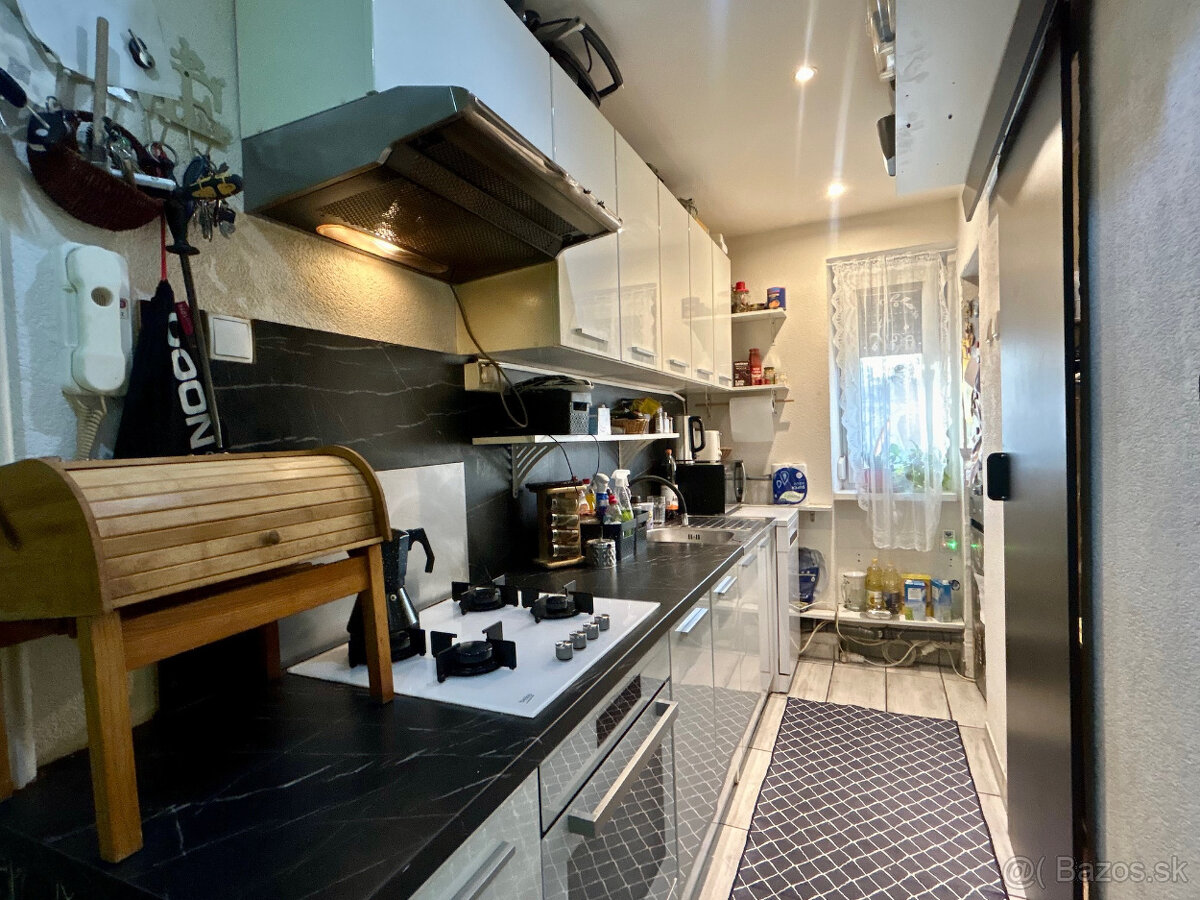 Na predaj 3-izb.byt_VLASTNÉ kúrenie,bojler,klimatizácia - 14