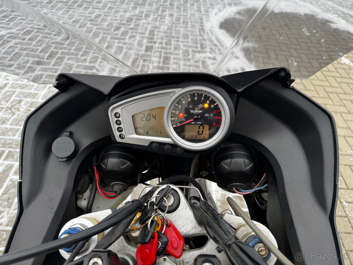 Triumph Tiger 1050 - 14
