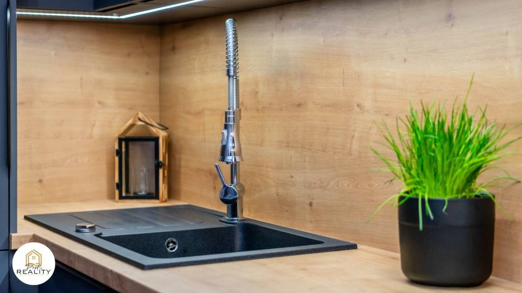 PREDAJ | 3i byt v centre PO s kvalitnými NÁJOMNÍKMI - 14