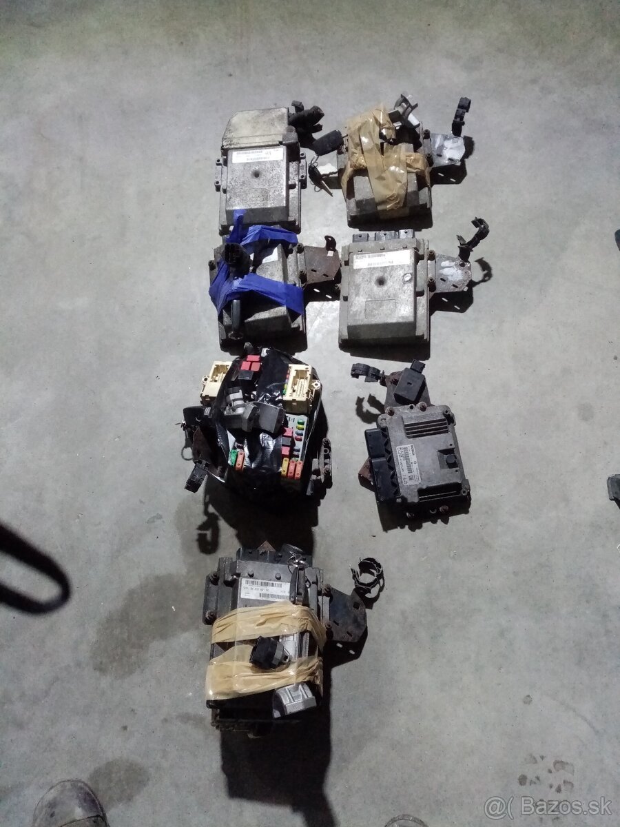 Riadiace jednotky - 14