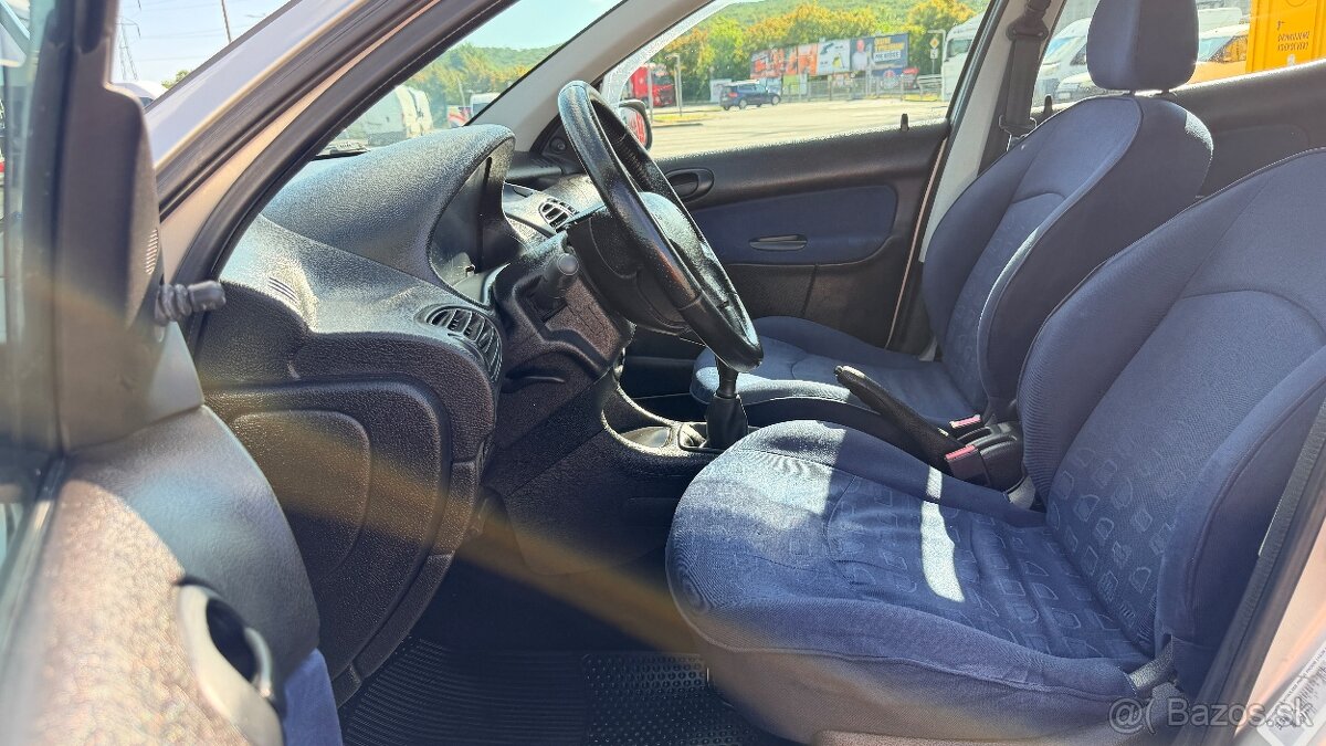 Peugeot 206 1.1 44kw - 14