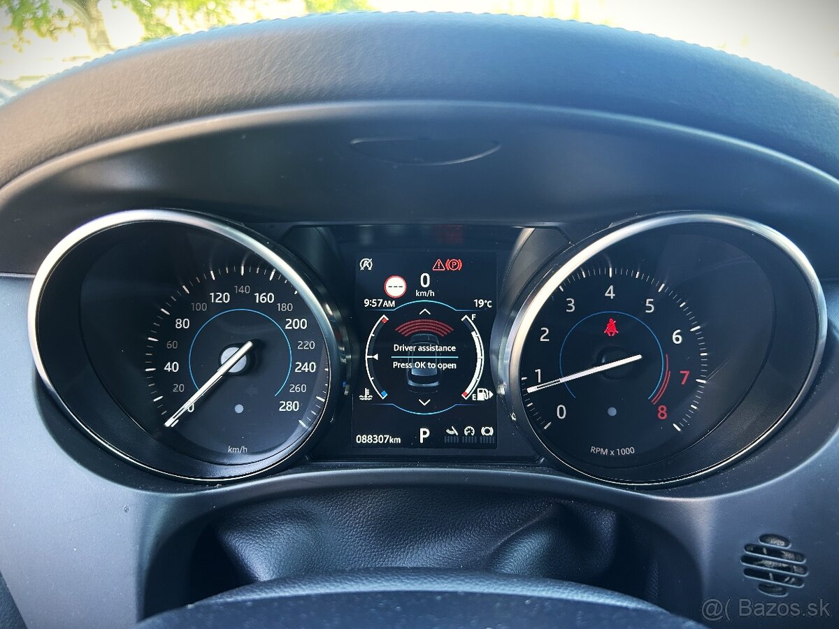 Jaguar F-Pace 2.0 I4 300k Prestige AWD AT8, DPH - 14