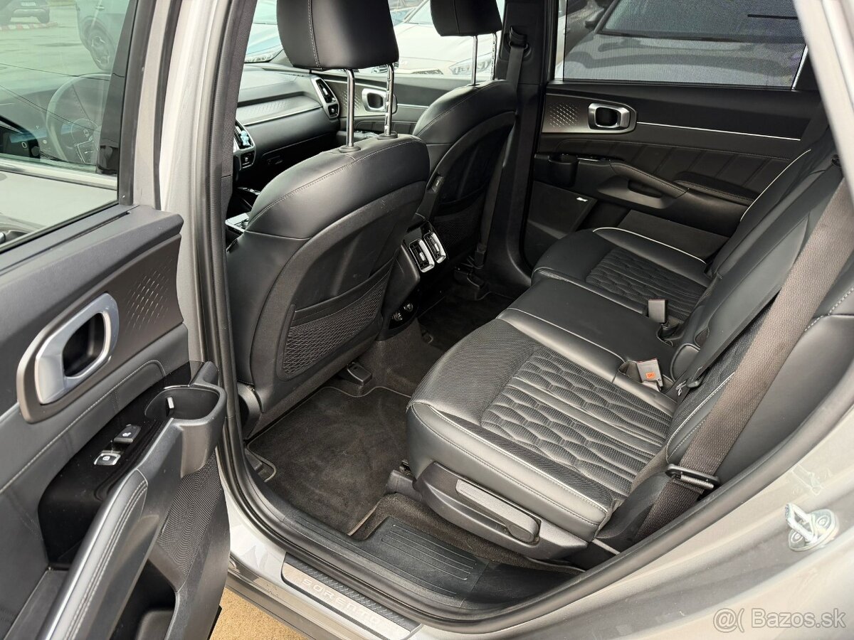 Kia Sorento 2.2 CRDi AT8 4x4 Platinum + Ťažné zar. - 14