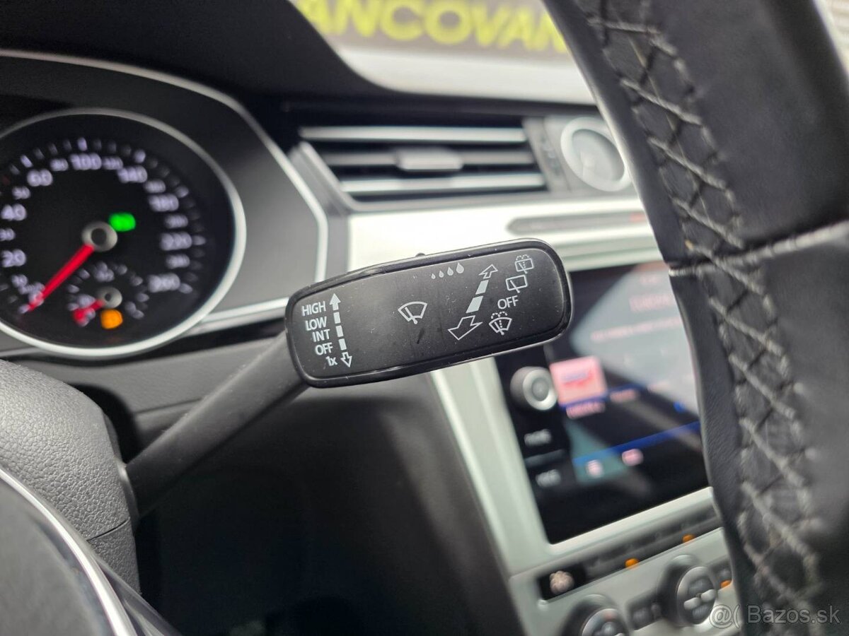 Volkswagen Passat Variant 1.5 TSI ACT Elegance DSG - 14