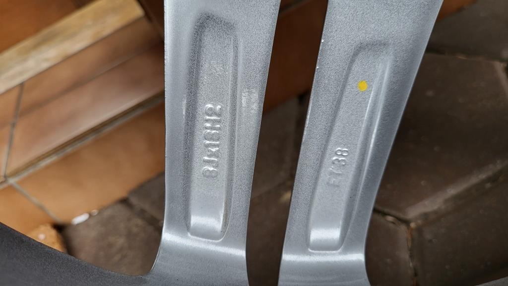 Alu R18 5x112 Mercedes GLA, GLB, GLK + zimné 235/55R18 - 14