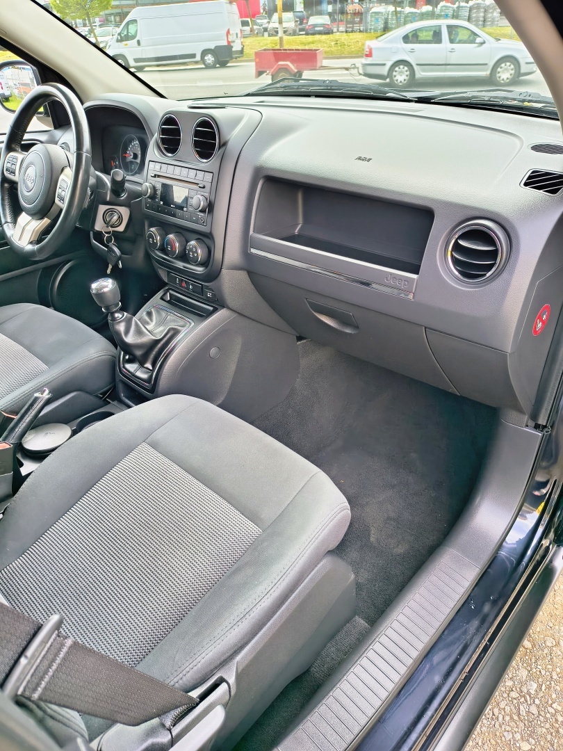 Jeep Compass 2.2L I4 CRD 4X4 - 14