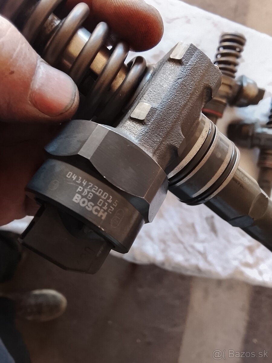 Predám strekovače Bosch 4ks PD 1.9tdi 74kw - 14