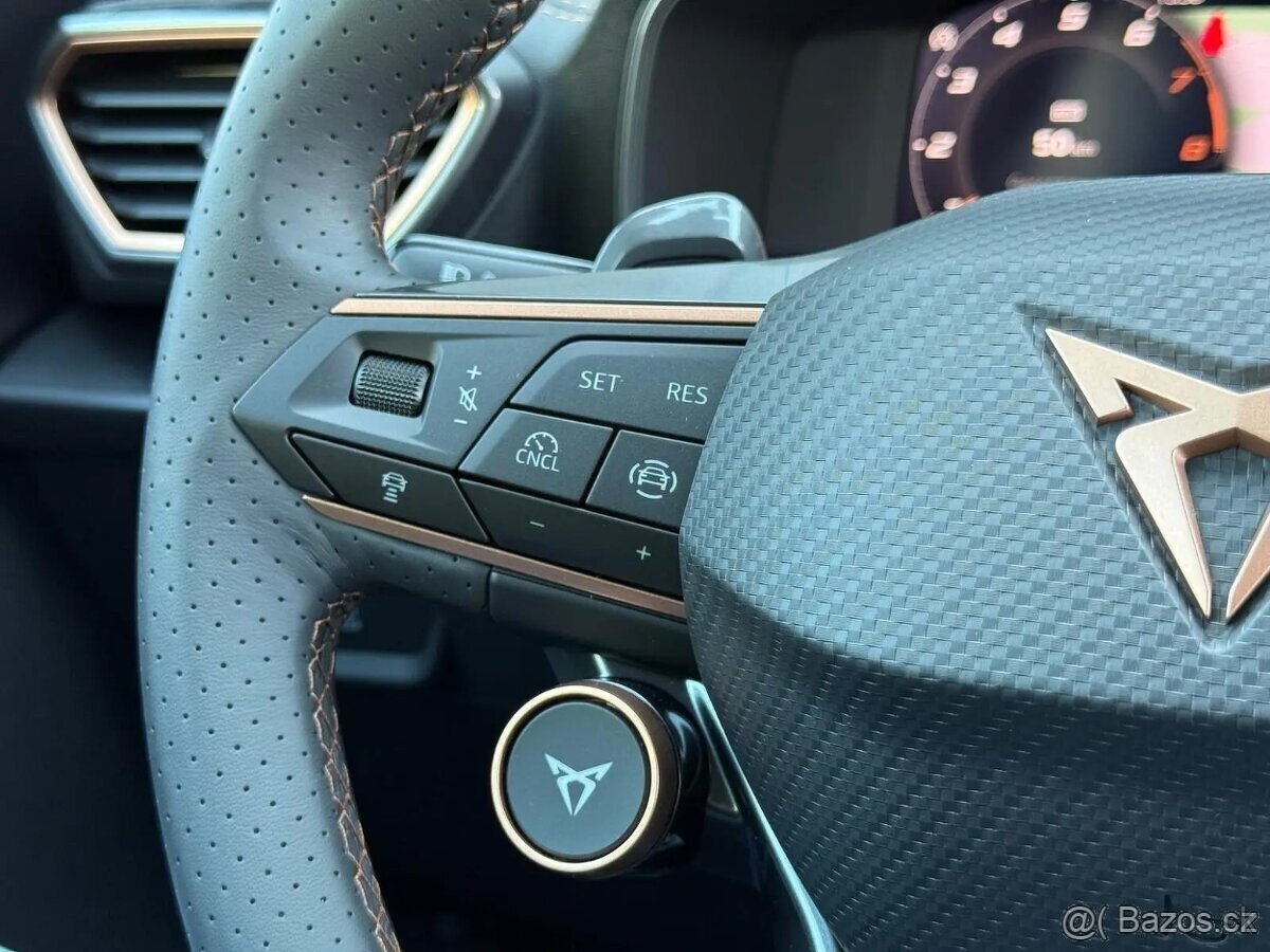 Cupra Formentor VZ, 4x4, 245kw, tažné, TOP výbava - 14