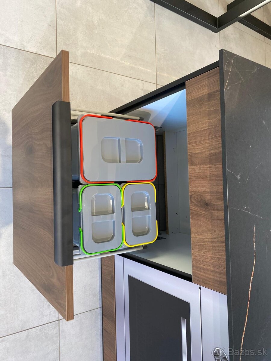 Kuchynská linka – SKLADOM - 14