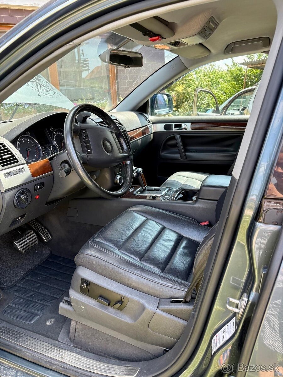 Predam / Vymenim Volkswagen Touareg 4,2 V8 stk do 7.2027 - 14