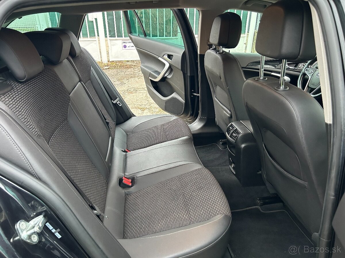 Opel Insignia combi ST 1.6 CDTI 100kW 6st automat 2016 - 14