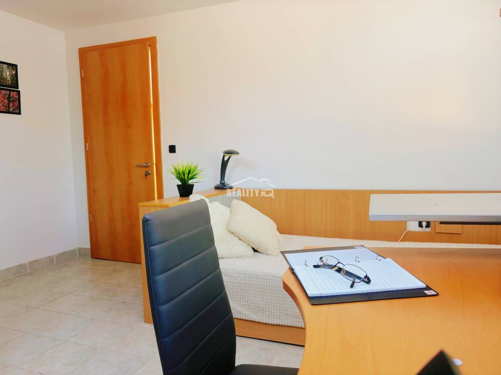 Exkluzívne na predaj 5-izbový byt 150 m2, Rajecké Teplice - - 14