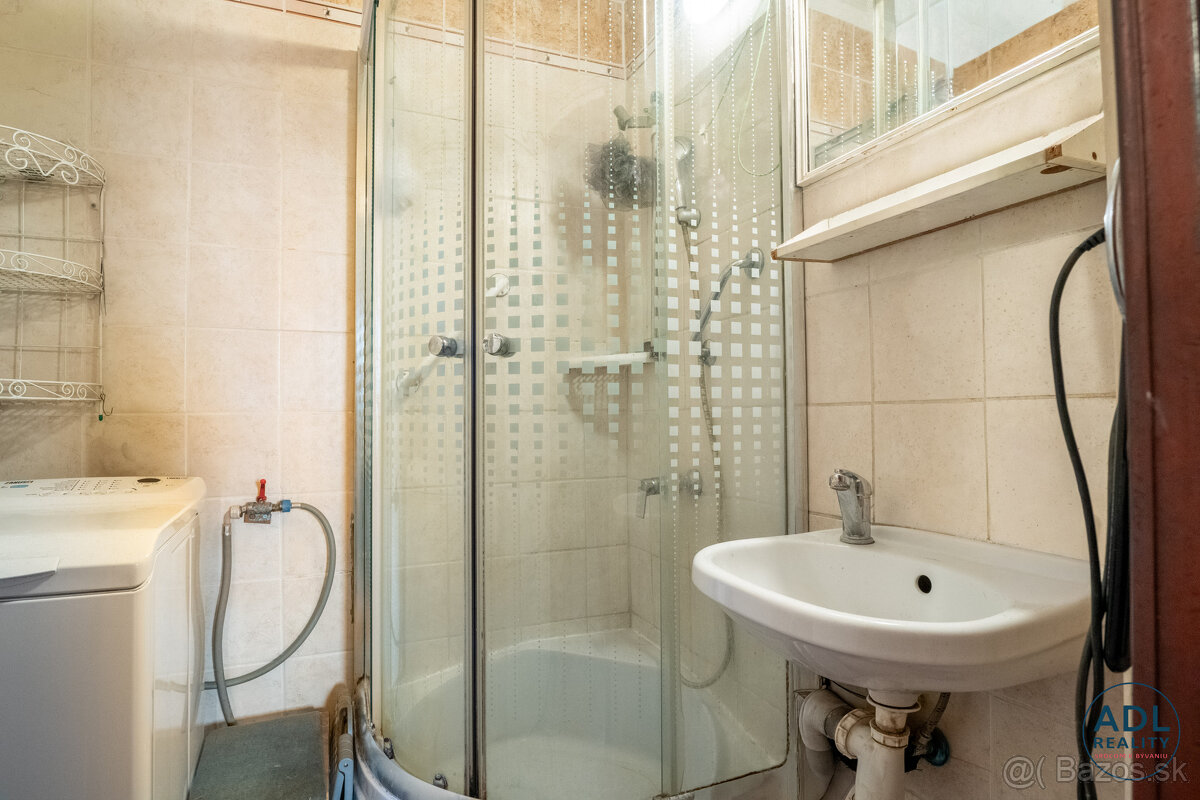 PREDAJ, 3. izbový byt so zasklenou loggiou a pivnicou - 14