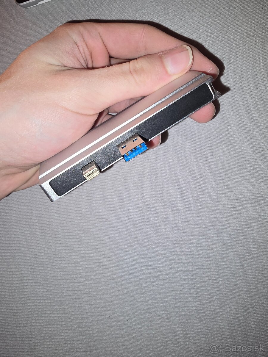 Microsoft Surface Pro (tablet 2 v 1 – i5-7300U, 8 GB RAM, 25 - 14