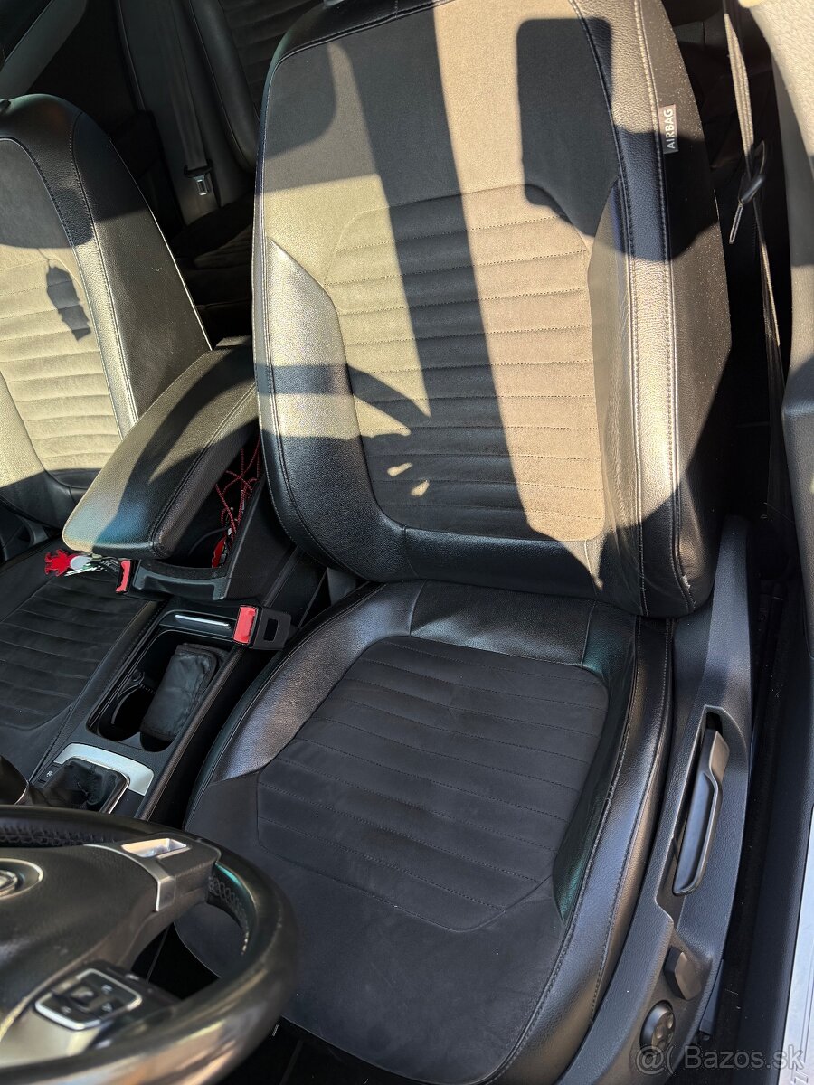 Predám VW Passat B7 2.0 tdi 130kw sedan - 14