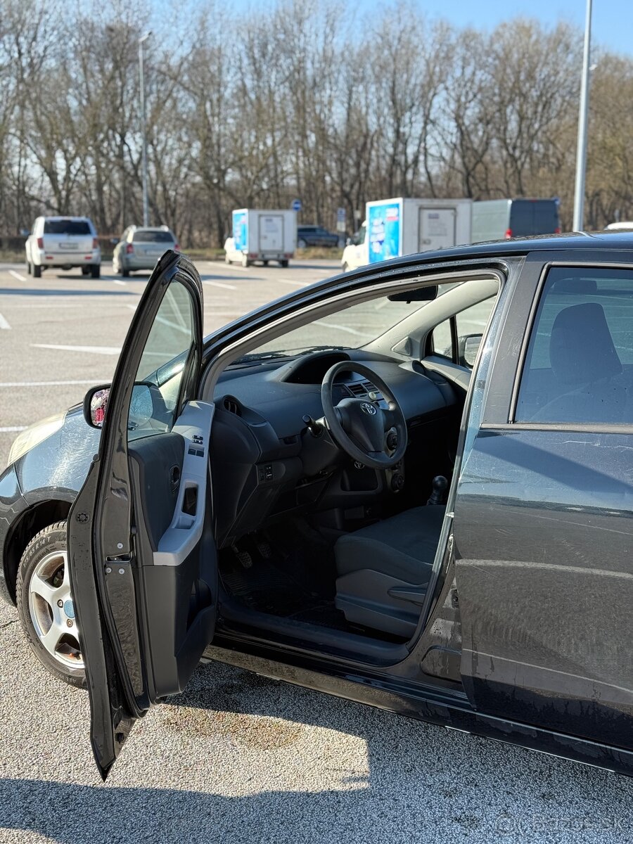 Toyota yaris 2008 51kW (5d) - 14