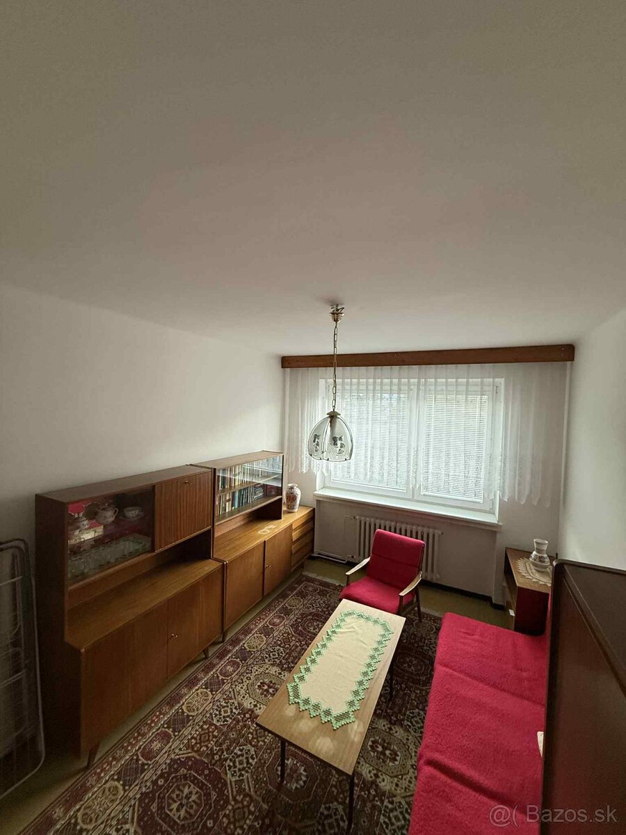 Do prenájmu: veľký 3-izbový byt v Trenčíne – K Výstavisku - 14