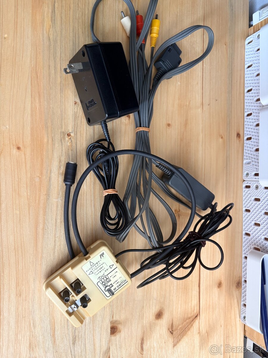 Super Nintendo Famicom - Japan Version - 14