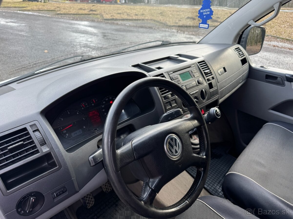 Volkswagen Transporter T5 2.5TDI Hitop Long - 14